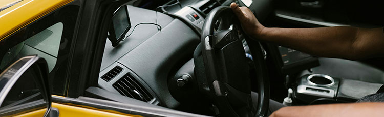 Philadelphia Rideshare vs. Traditional Taxi Accidents: How Liability & Compensation Differ